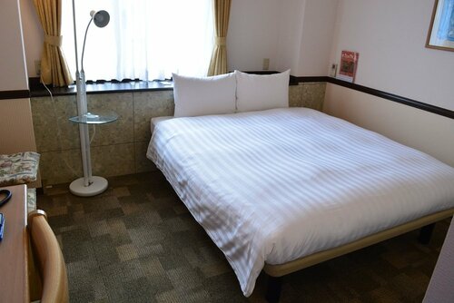 Toyoko Inn Chiba Ekimae, Book Hotel Hoteller i Chiba med parkering, Parkering