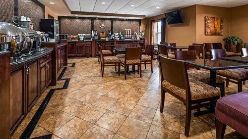 Best Western Plus Midwest Inn & Suites, Prenota Hotel Salina Kansas
