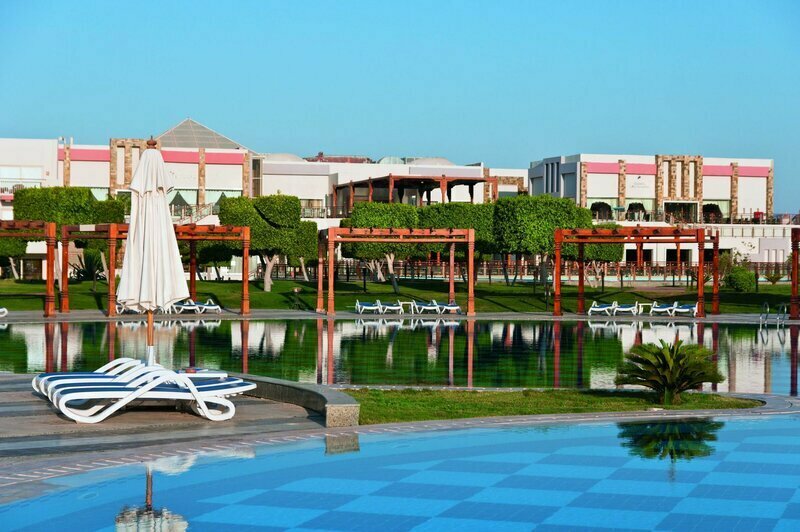 Desert Rose Resort