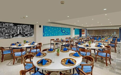The Forum Hotel and Convention, Book Hotel Hoteller i Gujarat med pool, Swimmingpool