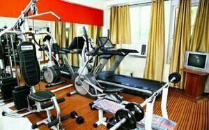 Aravali Clarks Inn Alwar, Boek Hotel Hotels in Rajasthan met zwembad, Zwembad