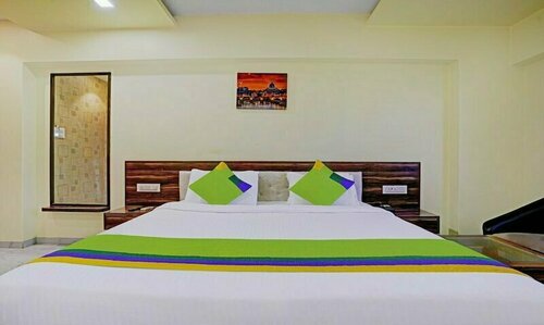 Treebo De Grandeur Anand Nagar, Забронировать Отель Отели штата Махараштры 3 звезды, 3*