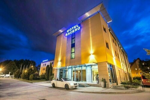 Premium Hotel Bacero Wrocław, Book Hotel Hotels in Lower Silesia with Parking, Parking