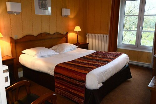 Hostellerie du Pavillon St Hubert, Забронировать Отель Отели Oise с парковкой, Парковка