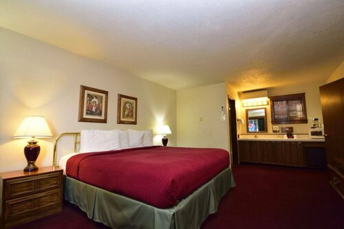 Sequim West Inn, Забронировать Мини-отель  