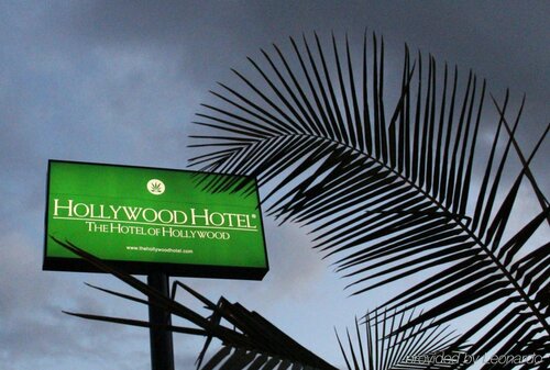 Hollywood Hotel, Забронировать Отель Отели Большого Лос-Анджелеса с парковкой, Парковка