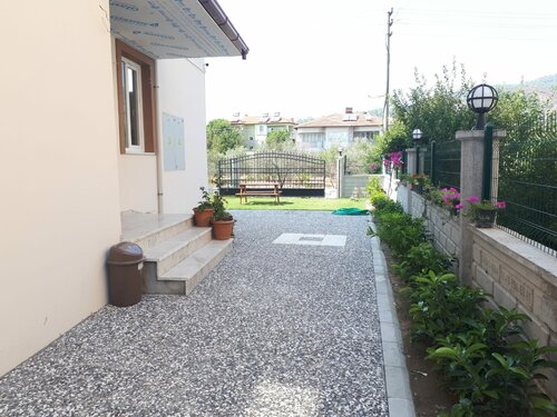 Kaya House Daily Flat