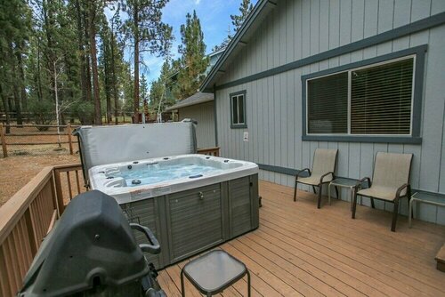 Jus Relax Inn, Book Hotel Hoteller i Big Bear Lake med parkering, Parkering