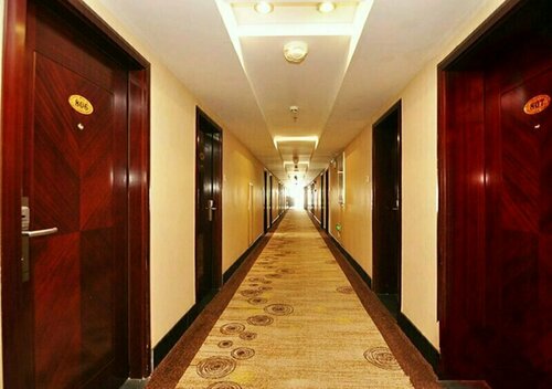 Jinmao Hotel - Kunming, Book Hotel Hoteller i Kunming med parkering, Parkering