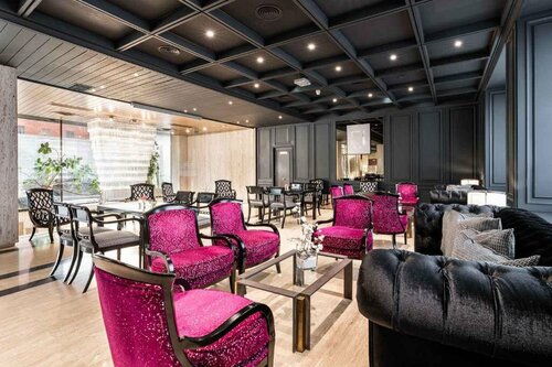 B&B HOTEL Burgos, Забронировать Отель «постель и завтрак» Отели Бургос по системе «всё включено», рядом с Художественный музей Марсельяно Санта-Марии, Всё включено