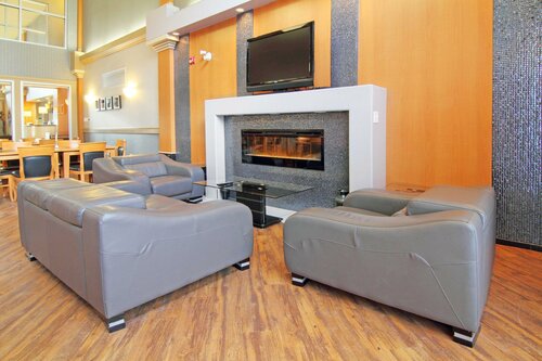 Holiday Inn Express Hotel & Suites Calgary S-Macleod Trail S, Prenota Hotel Calgary Calgary Region