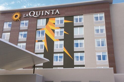 La Quinta Inn & Suites by Wyndham Mobile, Rezervați Hotel Mobile Alabama