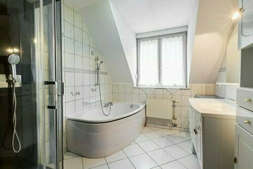 Auberge et Chalets de la Wormsa, Book Chalet Sommerhuse i Alsace, Hytte