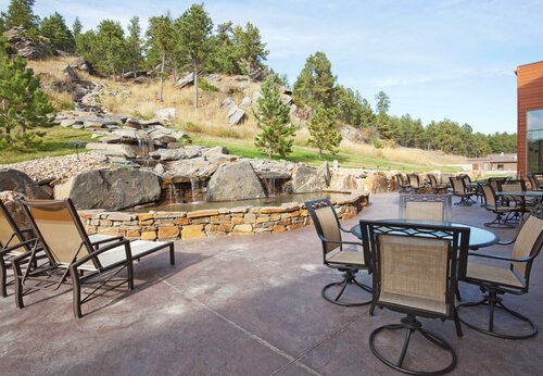 Holiday Inn Express Hotel & Suites Custer by IHG, Забронировать Отель Кастер Wind Cave National Park