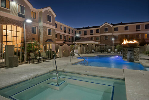 Staybridge Suites Tucson Airport by IHG, Забронировать Отель Тусон штат Аризона