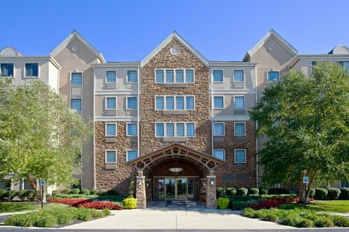Staybridge Suites Indianapolis-Fishers, Book Hotel Hoteller i Indiana med parkering, Parkering