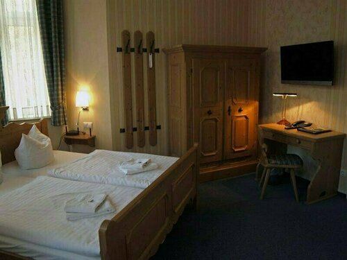 Hotel & Restaurant Waldschlösschen, Reserva ahora Hotel Kyritz Brandenburgo
