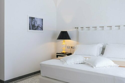 Roccobarocco Boutique Hotel, Забронировать Бутик-отель Отели Серрара с парковкой, Парковка