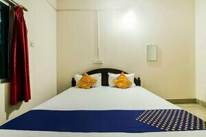 Spot On 60927 Hindustan Hotel & Lodging