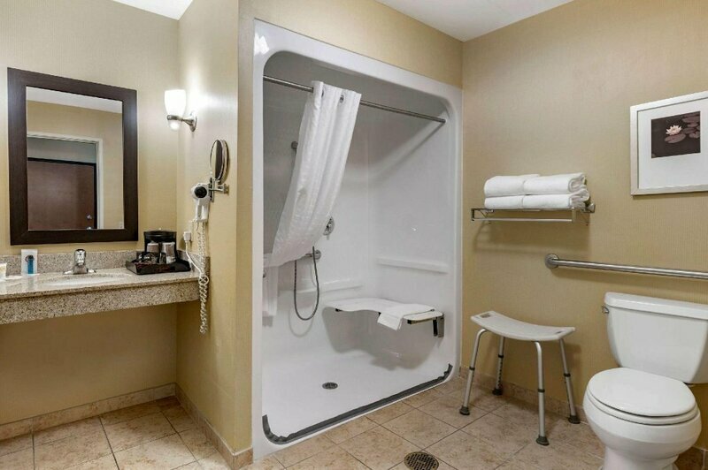 Comfort Suites Urbana Champaign, University Area