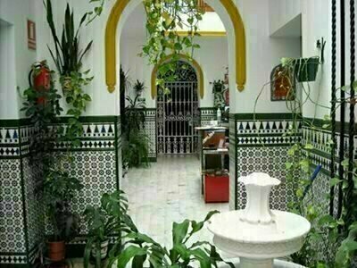 Hostel Triana Backpackers, Забронировать Хостел Триана Севилья