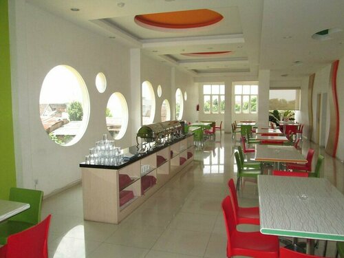 Hotel Dewarna Sutoyo Malang, Prenota Hotel Malang East Java