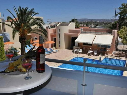 Mediterranea Apartments, Забронировать Апартаменты/квартира Отели периферийной единицы Ханья с парковкой, Парковка