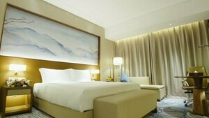 Wuhan Optics Valley Convention Hotel