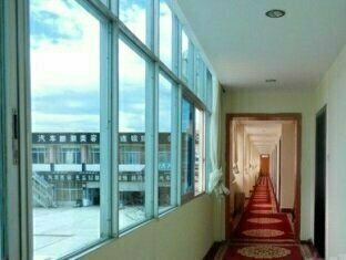 Shangri-la Big Blue Hostel, Buchen Sie Hostel Hotels in Yunnan mit Parkplatz, Parkplätze