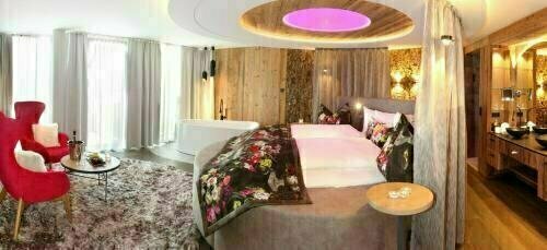 Wander- und Wellnesshotel Hüttenhof, Забронировать Отель Отели Баварии с парковкой, Парковка