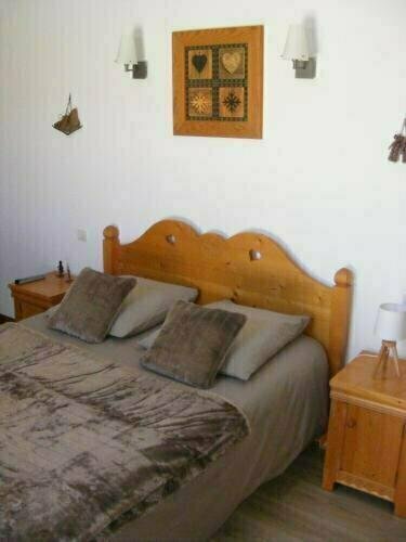 Auberge La Cascade, Book Hostel / Vandrerhjem Hoteller i Rhône-Alps med parkering, Parkering