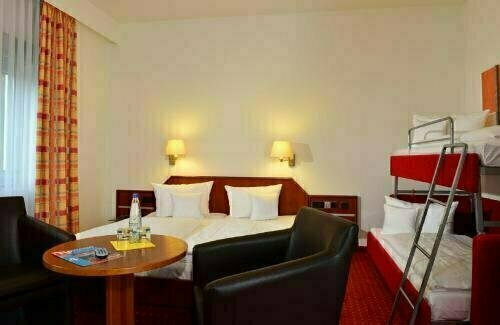 Rosenau, Reserva ahora Hotel Hoteles en Baden-Wurtemberg con piscina, Piscina