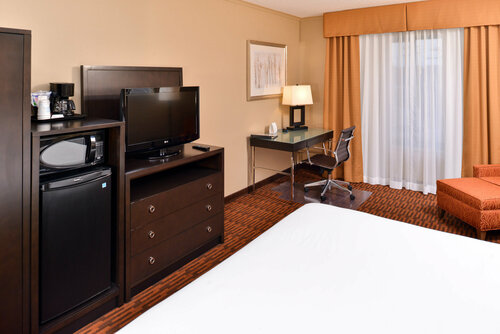 Holiday Inn Express Breezewood, an IHG Hotel, Prenota Hotel Breezewood Pennsylvania