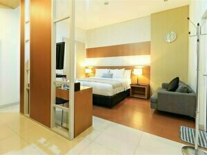 H. O. M. E Guesthouse