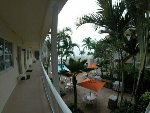 Silver Seas Beach Resort, Забронировать Курортный отель Отели штата Флориды 3 звезды, 3*