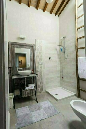 Agriturismo Abbazia Sette Frati a casa di Sara, Buchen Sie Hotel Pietrafitta 