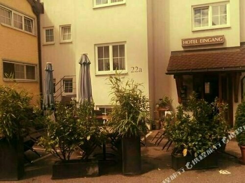 Hotel-Restaurant Zum Loewen, Reserva ahora Hotel Hoteles en Baden-Wurtemberg con aparcamiento, Aparcamiento