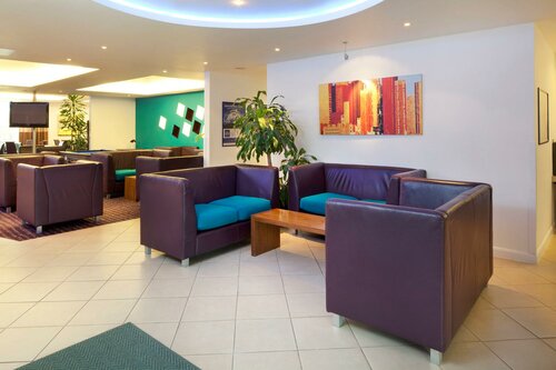 Holiday Inn Express Cambridge, an IHG Hotel, Buchen Sie Hotel Cambridge Großbritannien