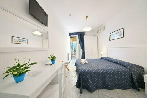 Hotel Noris, Забронировать Отель Искья остров Искья