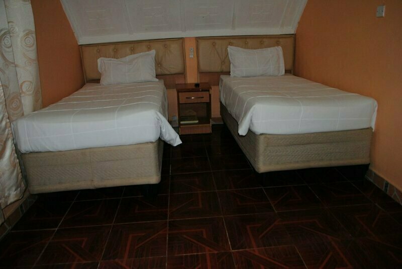 Sunset Junction Lodges & Tours