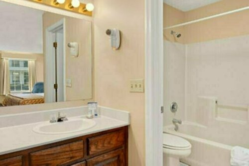 Baymont by Wyndham Brunswick GA, Reserva ahora Hotel Hoteles en Brunswick con aparcamiento, Aparcamiento