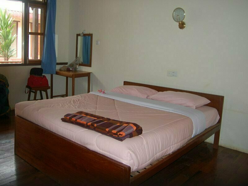 Golden Cave Hotel