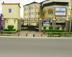 Ebekendy Hotel Port Harcourt, Prenota Hotel Hotel a Obio-Akp con parcheggio, Parcheggio