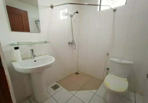 Houz Inn, Prenota Hotel Bintulu 