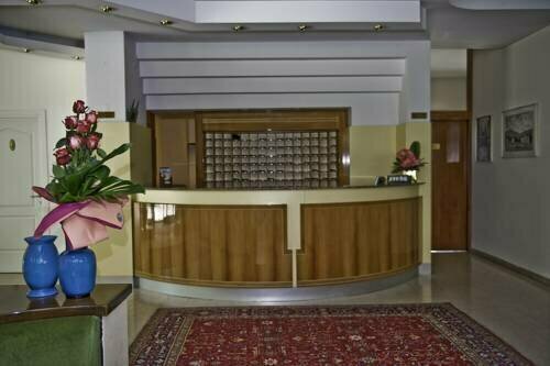 Venice Hotel Albatros, Забронировать Отель Отели Местре с парковкой, Парковка