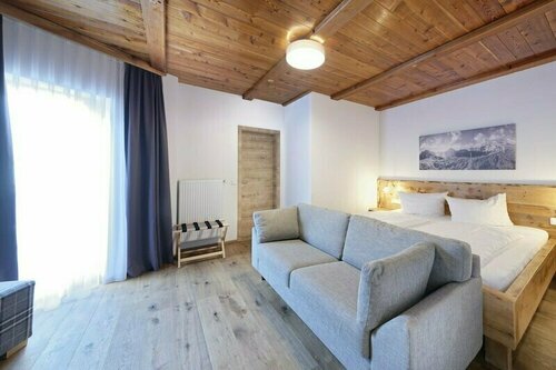 Hotel garni Alpengruss, Забронировать Отель Отели Баварии с парковкой, Парковка