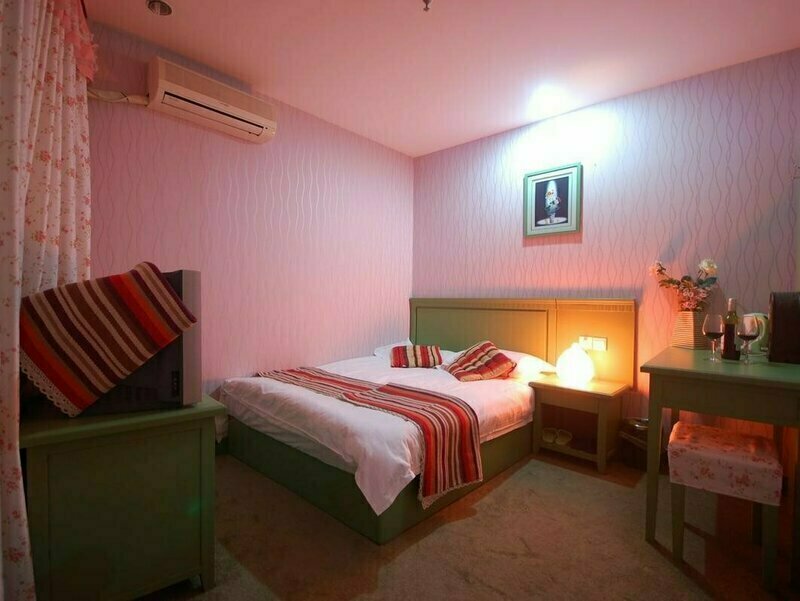 Soho Bund Youth Hostel