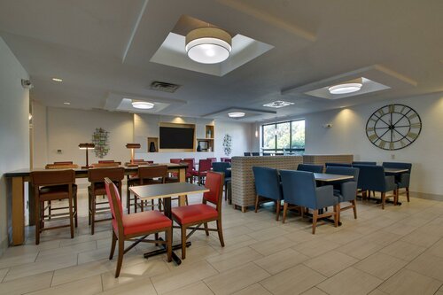 Holiday Inn Express Hotel & Suites Morris, Book Hotel Hoteller i Illinois med pool, Swimmingpool