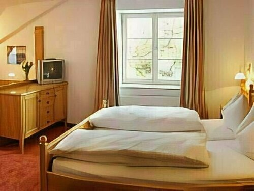 Landhotel Hirsch, Rezervovat Hotel Hotely v Kempten s parkováním, Parkování