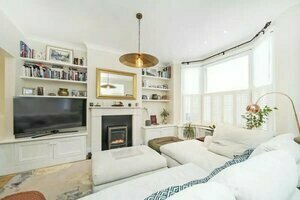 Modern & Luminous 3BD Family Home - Fulham